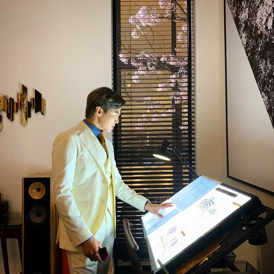 park eun seok di penthouse © 2021 Instagram