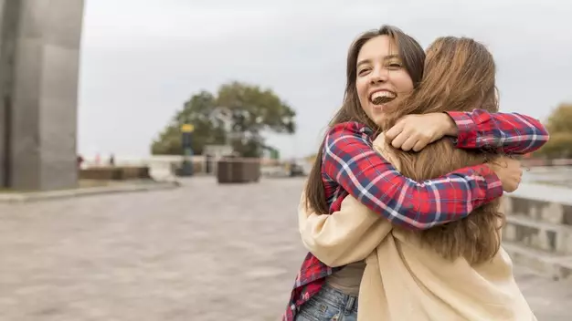 Kata-kata caption Instagram (IG) tentang kepedulian © freepik.com