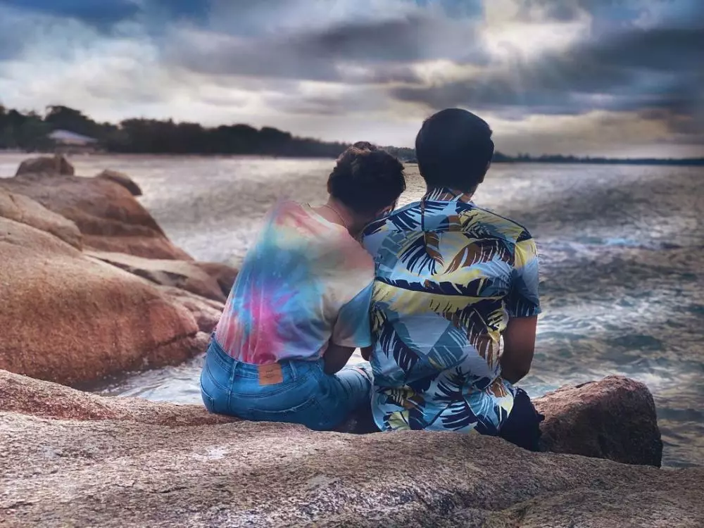 Momen Via Vallen berlibur ke Belitung © Instagram