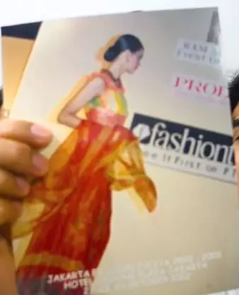 Paula jadi model saat sekolah © YouTube