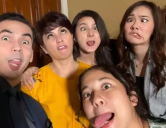 Momen kompak pemain sinetron Keajaiban Cinta di luar syuting © berbagai sumber Momen kompak pemain sinetron Keajaiban Cinta di luar syuting © berbagai sumber