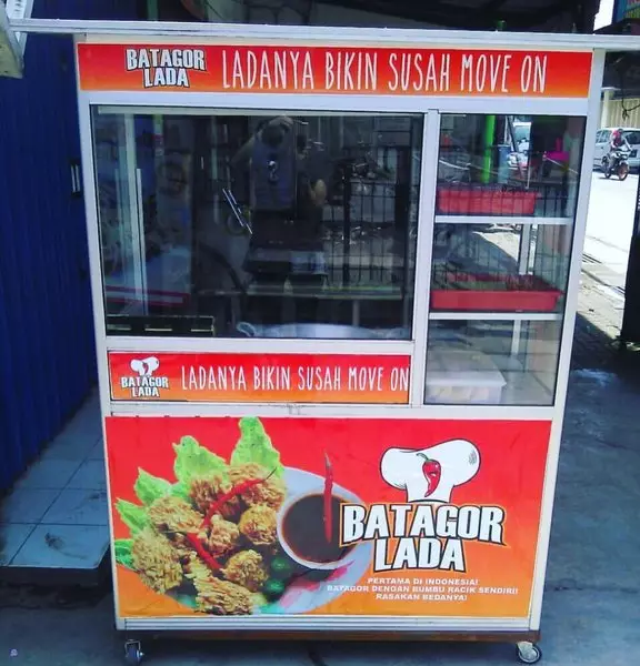 Tulisan lucu di gerobak batagor © berbagai sumber