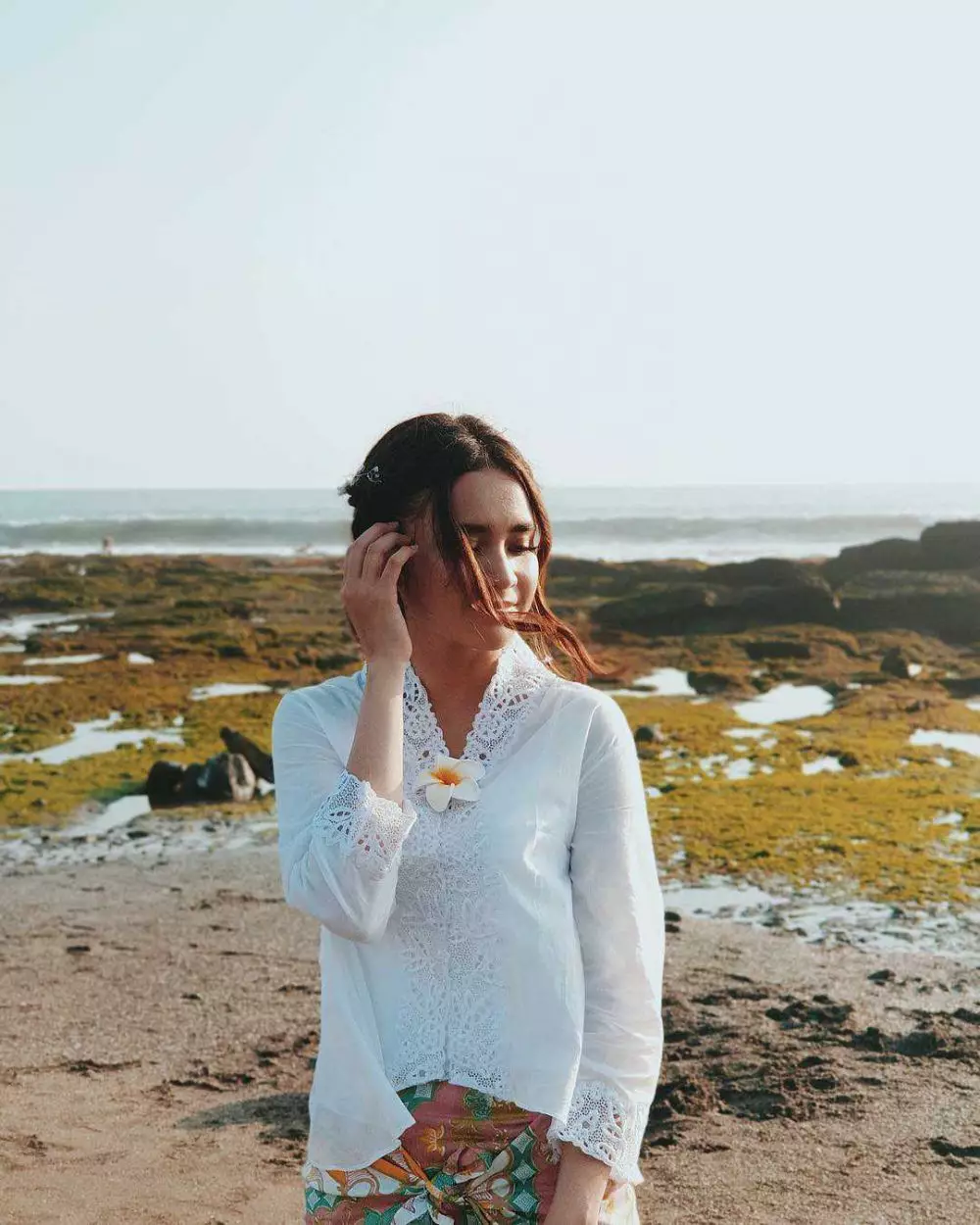 Michelle Ziudith dengan busana daerah © 2021 brilio.net Instagram