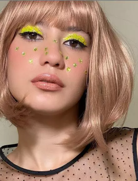 Pevita Pearce dengan make up © Instagram/@pevpearce