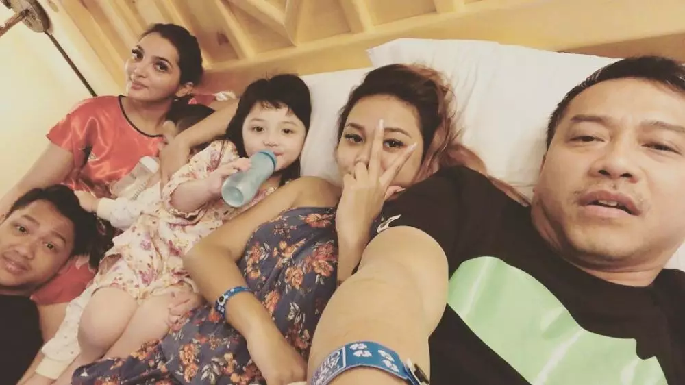 Ashanty kenakan daster © Instagram