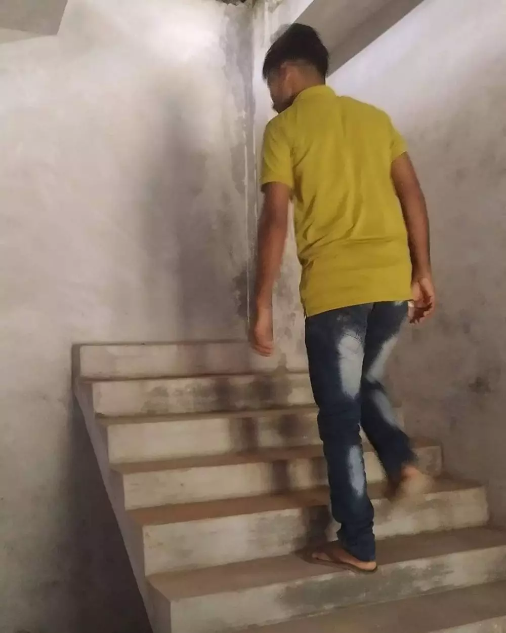 momen lucu orang bertamu absurd © 2021 instagram.com