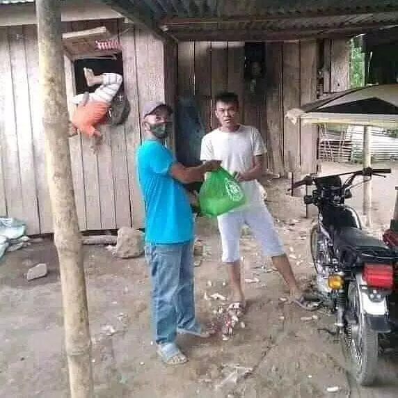 momen lucu orang bertamu absurd © 2021 instagram.com