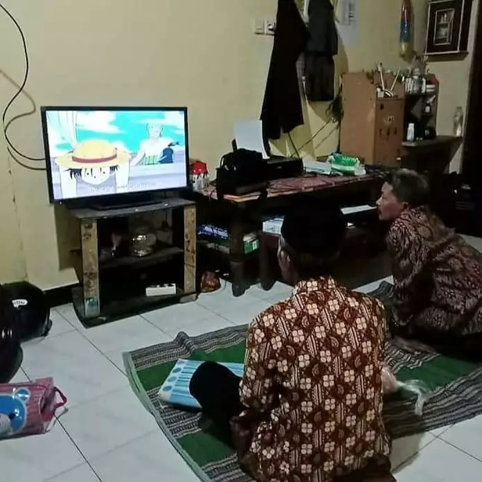 momen lucu orang bertamu absurd © 2021 instagram.com