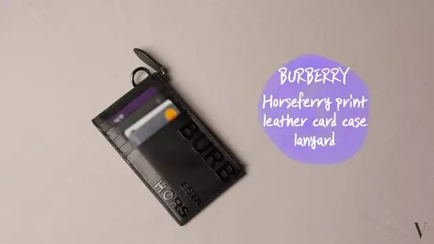 Potret isi tas Cha Eun-woo YouTube/VOGUE KOREA