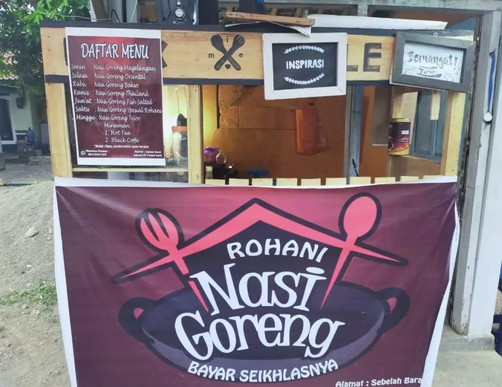 Tulisan lucu jualan nasi goreng © berbagai sumber