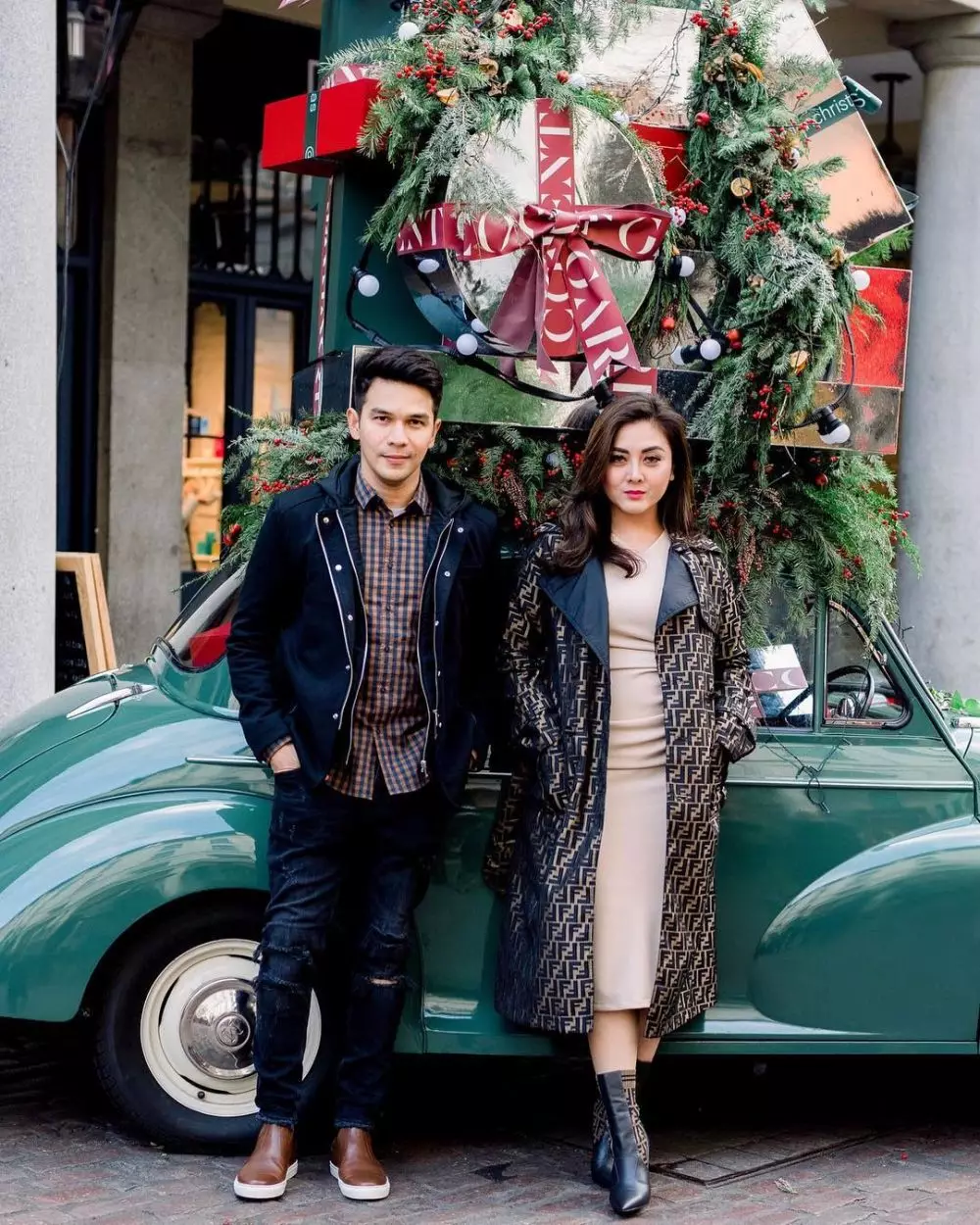 potret jonathan frizzy dan dhena devanka © instagram potret jonathan frizzy dan dhena devanka © instagram
