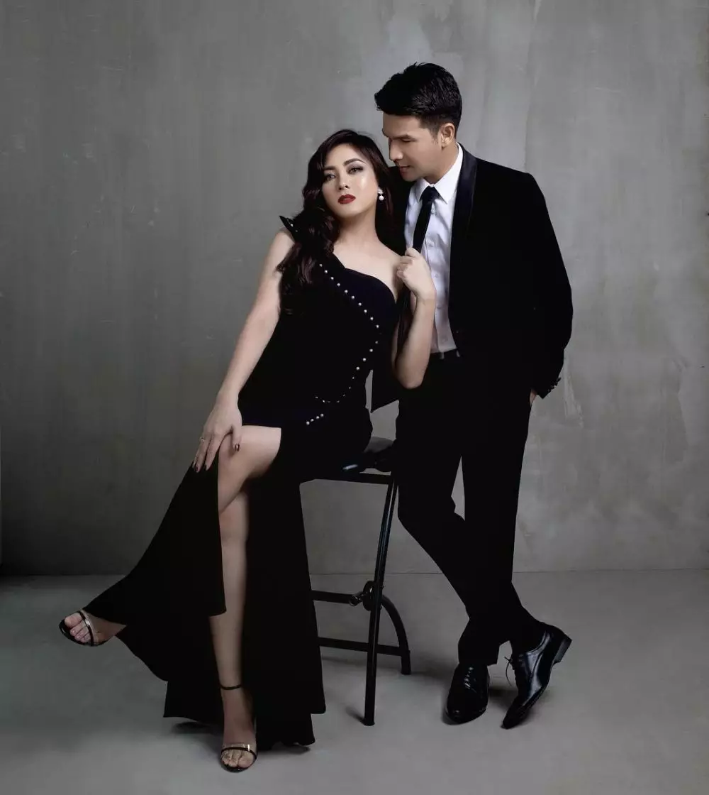 potret jonathan frizzy dan dhena devanka © instagram potret jonathan frizzy dan dhena devanka © instagram