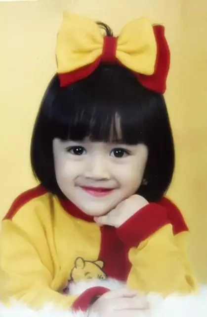 Potret masa kecil 7 pemain sinetron Istri Kedua © berbagai sumber Potret masa kecil 7 pemain sinetron Istri Kedua © berbagai sumber