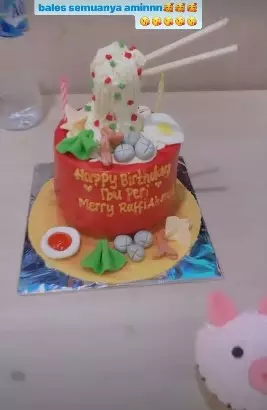 Momen surprise ulang tahun Merry Raffi Ahmad © Instagram/@merryraffiahmad Momen surprise ulang tahun Merry Raffi Ahmad © Instagram/@merryraffiahmad