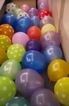 Momen surprise ulang tahun Merry Raffi Ahmad © Instagram/@merryraffiahmad Momen surprise ulang tahun Merry Raffi Ahmad © Instagram/@merryraffiahmad