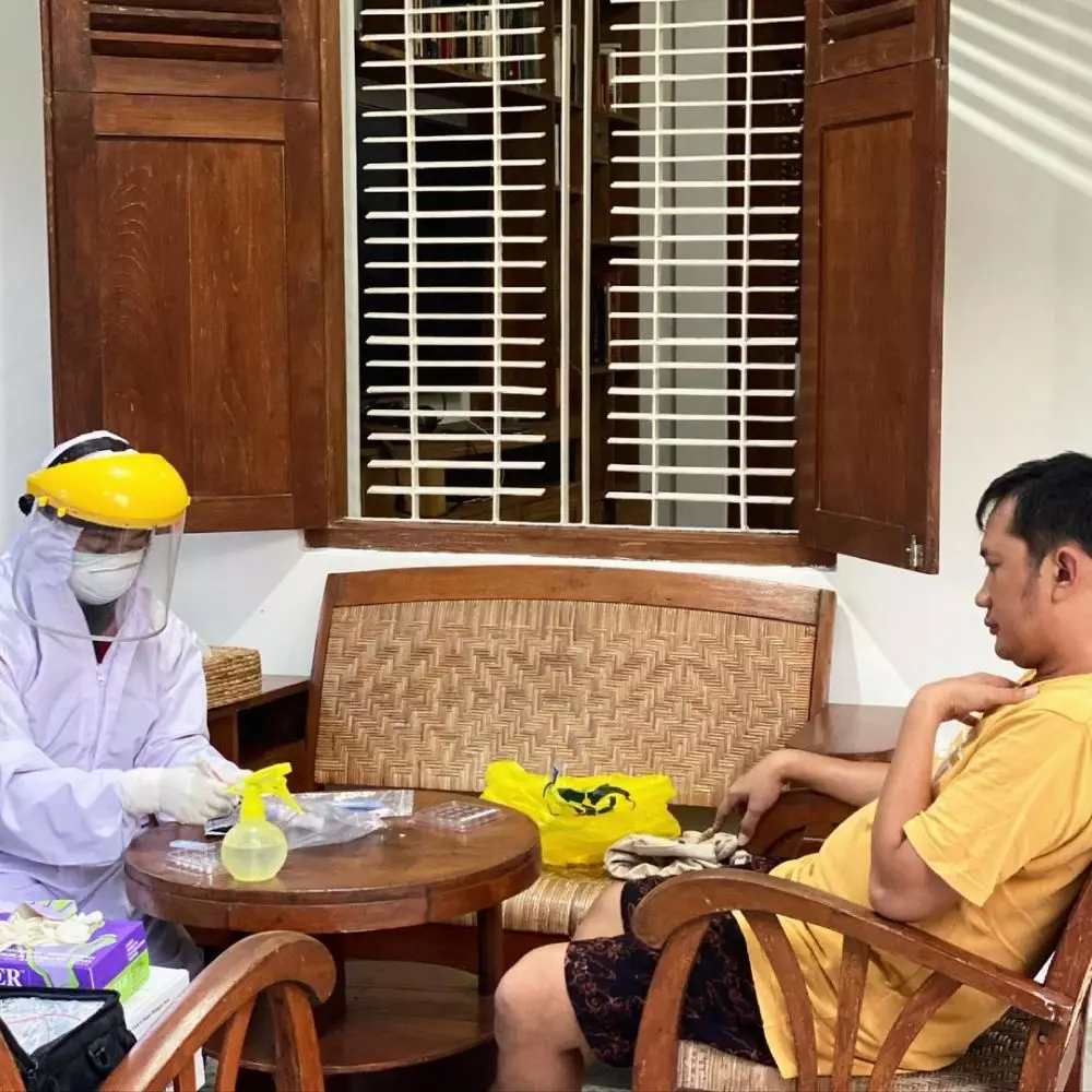 cerita hanung positif covid-19 © instagram