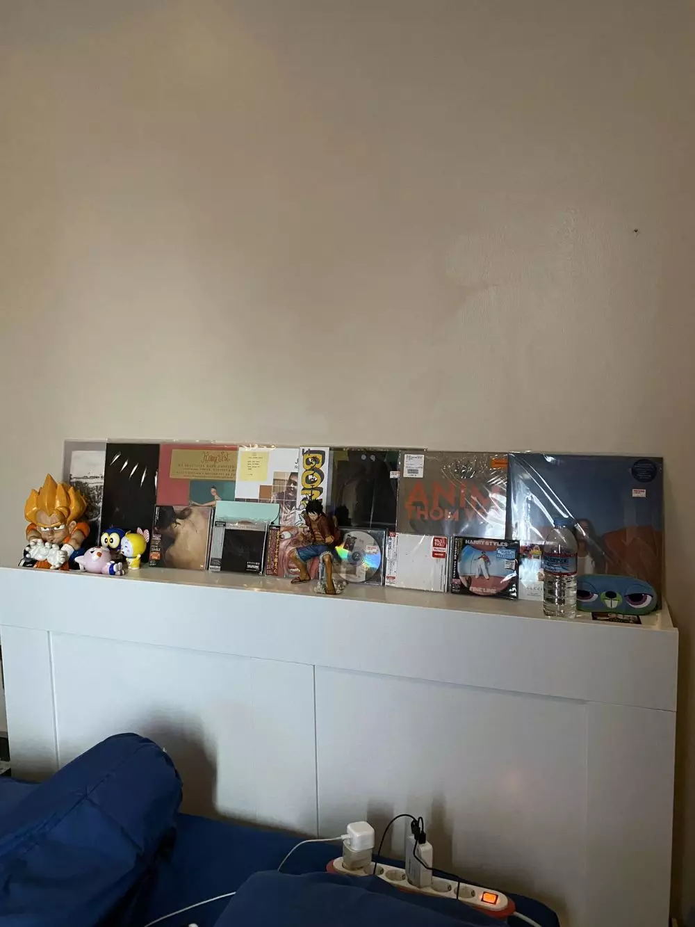 Potret kamar tidur 7 vokalis band © berbagai sumber