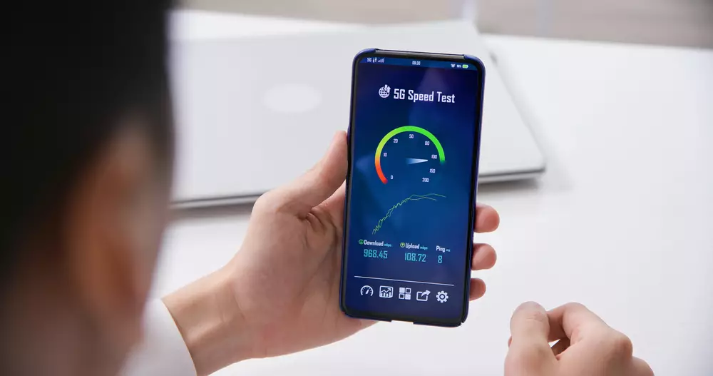 3 Keuntungan beli smartphone dengan jaringan 5G di Indonesia berbagai sumber 3 Keuntungan beli smartphone dengan jaringan 5G di Indonesia berbagai sumber