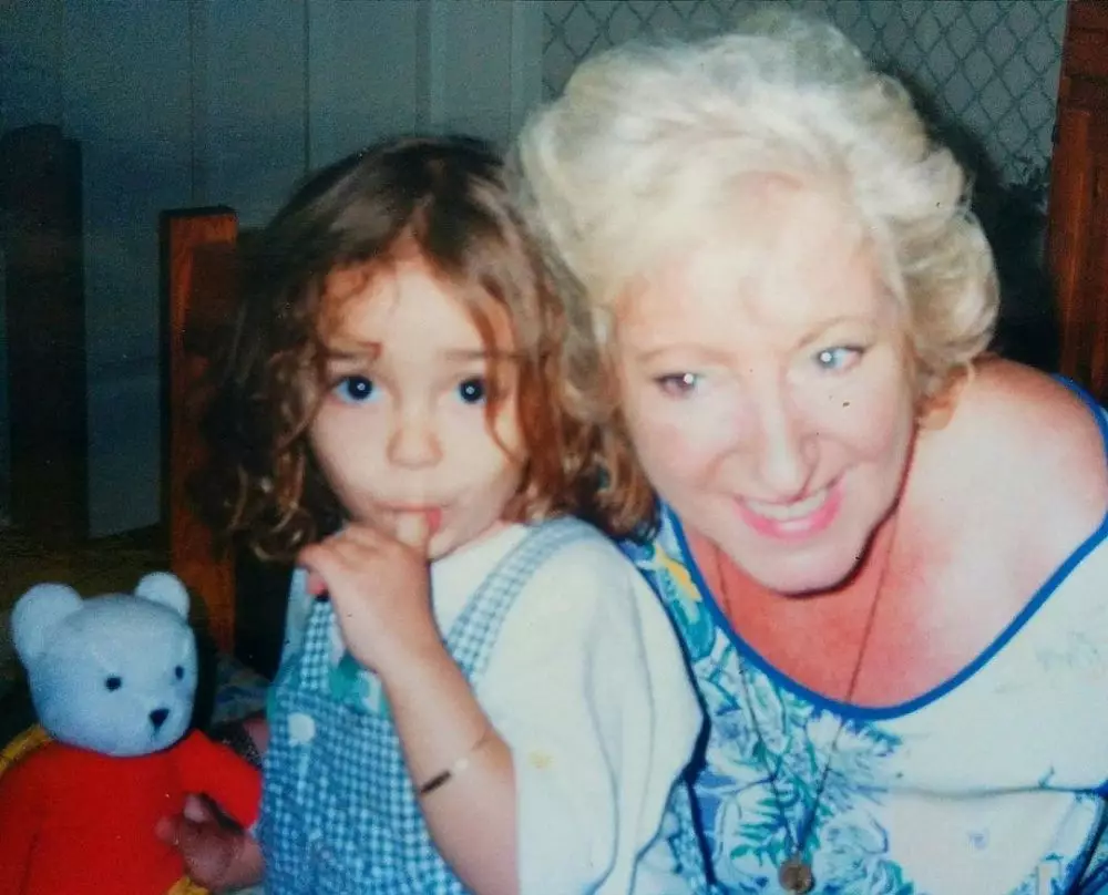 potret masa kecil seleb dan nenek bule © instagram