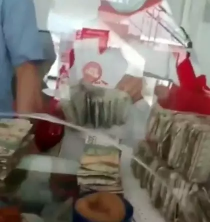 beli motor pakai uang receh  berbagai sumber beli motor pakai uang receh  berbagai sumber