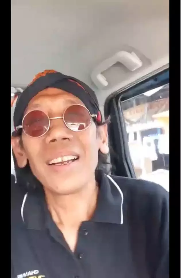 Potret terbaru Ipartok Inyong 'Putri Duyung' Instagram/@inyong_ipartok Potret terbaru Ipartok Inyong 'Putri Duyung' Instagram/@inyong_ipartok