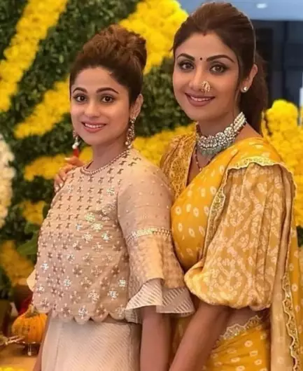 potret kebersamaan Shilpa Shetty dan Shamita Instagram/@shamitashetty_official