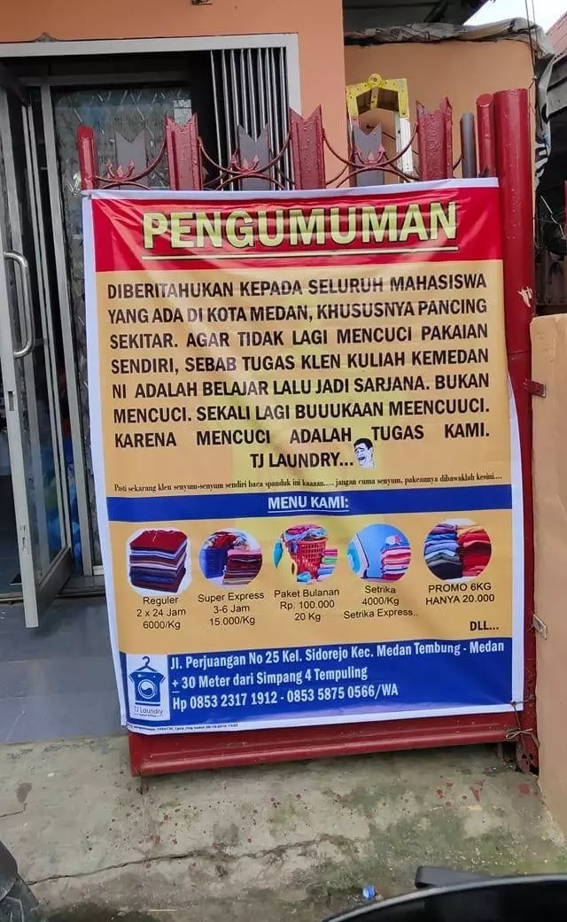 Spanduk lucu jasa laundry © berbagai sumber