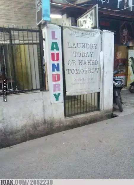 Spanduk lucu jasa laundry © berbagai sumber