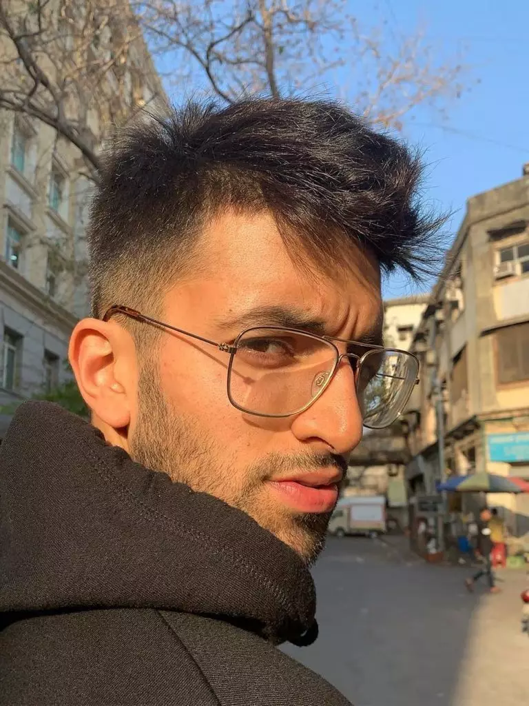 pemeran anak Shah Rukh Khan di film Berbagai sumber pemeran anak Shah Rukh Khan di film Berbagai sumber