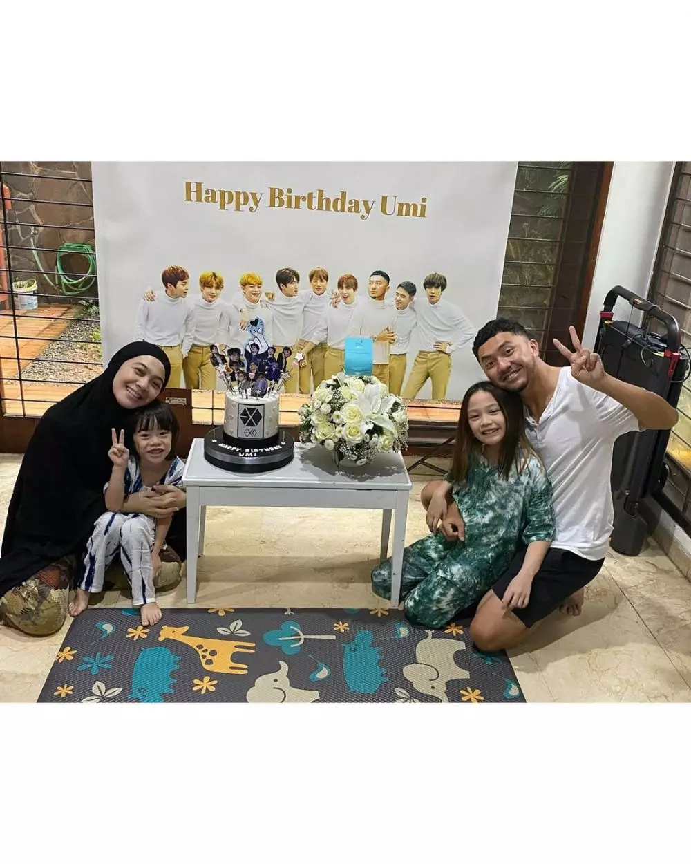 kejutan ulang tahun Dian Ayu Lestari Instagram © 2021 brilio.net kejutan ulang tahun Dian Ayu Lestari Instagram © 2021 brilio.net