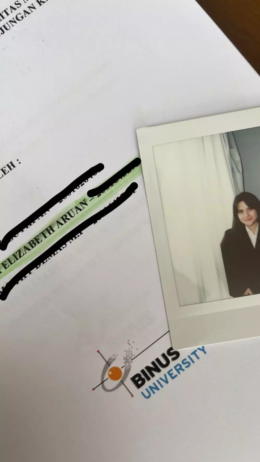 Marsha Aruan lulus kuliah © Instagram Marsha Aruan lulus kuliah © Instagram