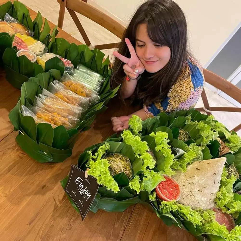 Marsha Aruan lulus kuliah © Instagram Marsha Aruan lulus kuliah © Instagram