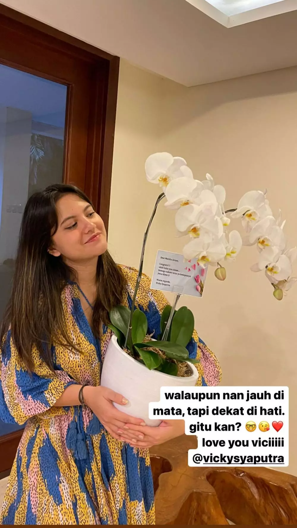 Marsha Aruan lulus kuliah © Instagram Marsha Aruan lulus kuliah © Instagram