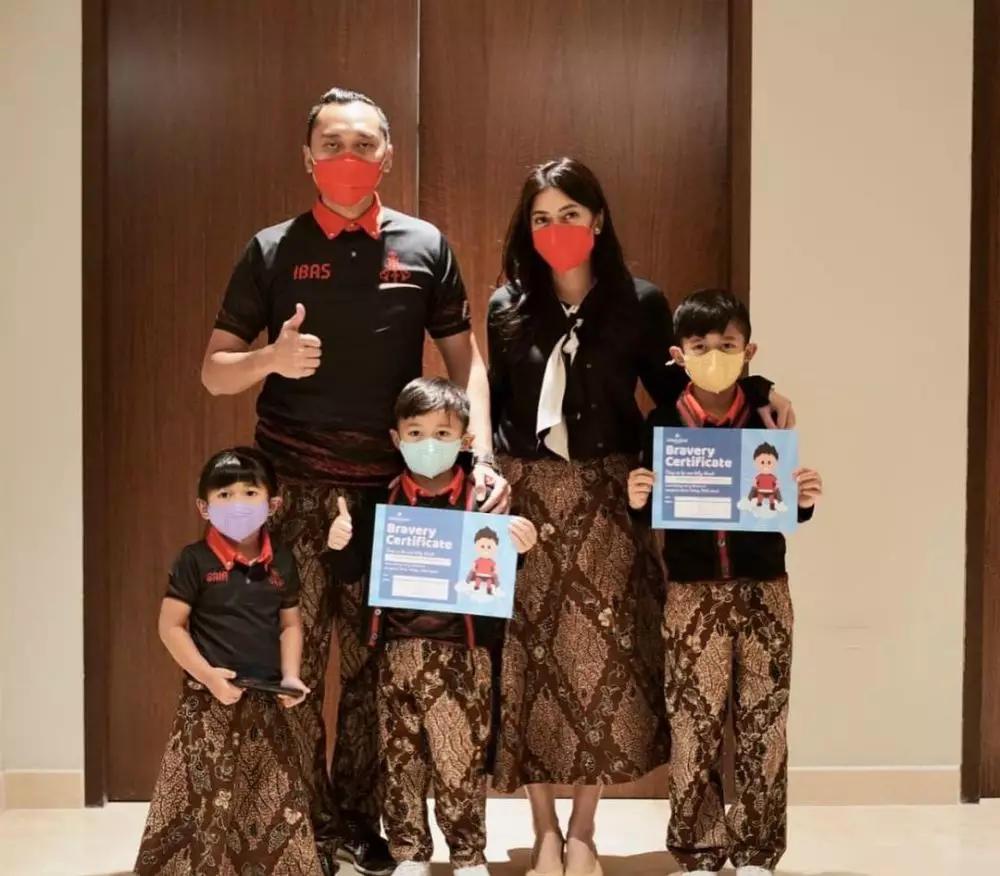 kedua anak Aliya sunat © Instagram kedua anak Aliya sunat © Instagram