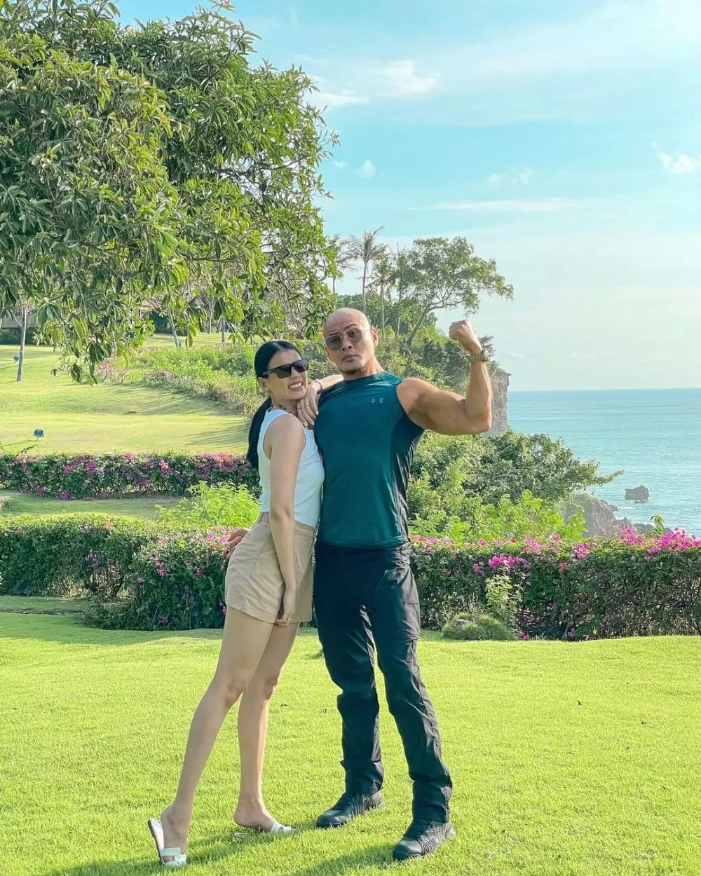 Momen liburan Deddy Corbuzier & Sabrina Instagram