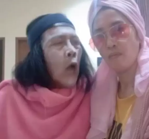 potret mesra Jaka 'Jinny Oh Jinny' dan istri © Instagram/@yusuf_jaka