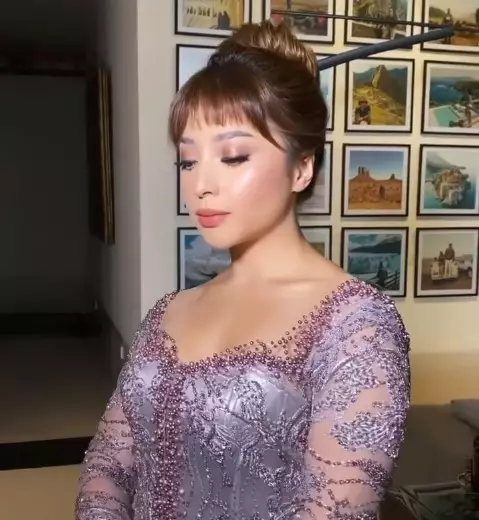 Gaya Nikita Willy di acara lamaran sang adik © Instagram