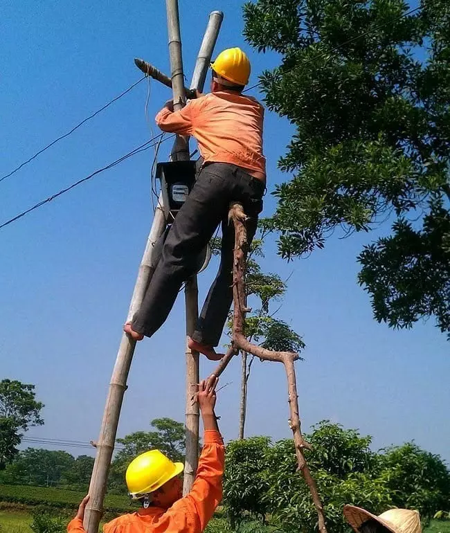 kerja sama benerin benda rusak © 2021 instagram.com