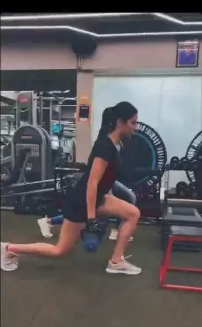 Aktris Bollywood saat olahraga © 2021 brilio.net