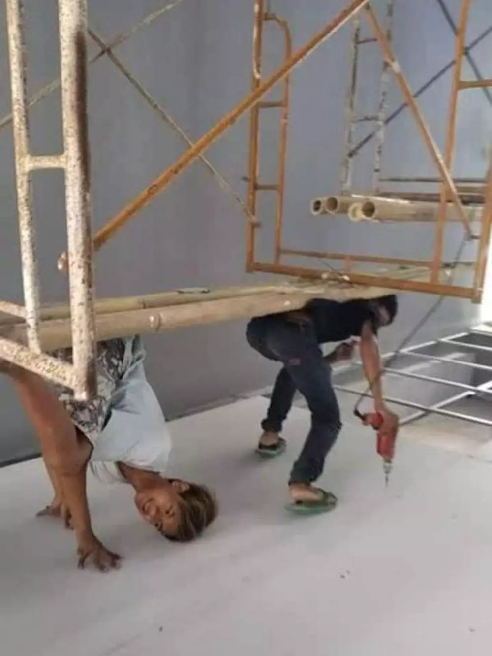 kuli angkut material © 2021 berbagai sumber kuli angkut material © 2021 berbagai sumber