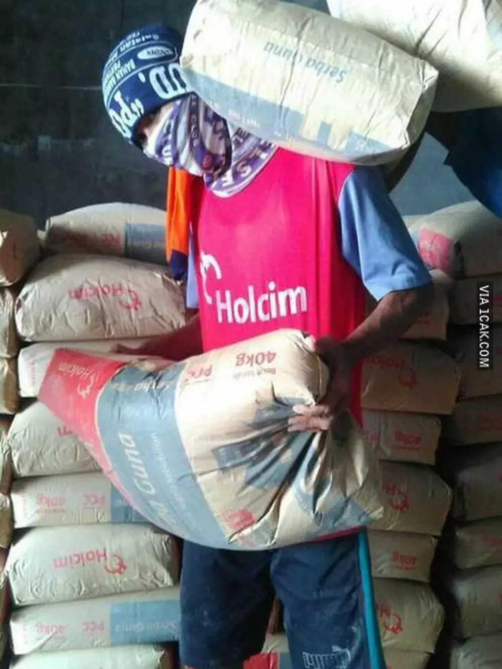 kuli angkut material © 2021 berbagai sumber kuli angkut material © 2021 berbagai sumber