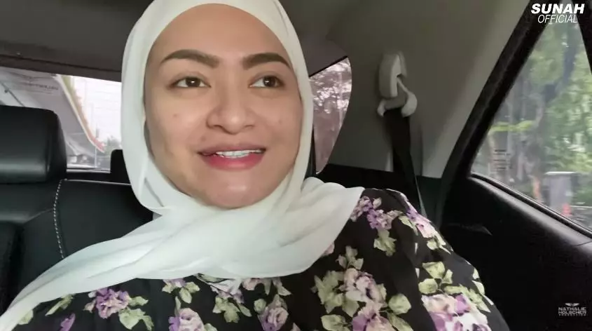 momen nathalie cek kandungan ungkap jenis kelamin © YouTube