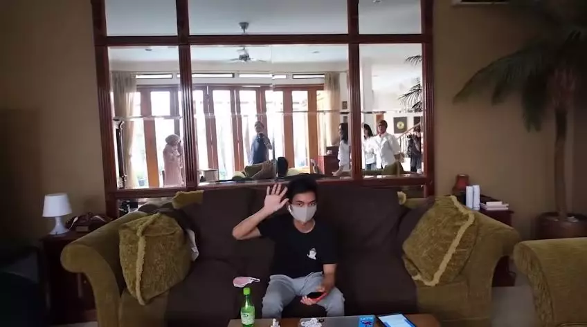 penampakan rumah iis sugianto © YouTube