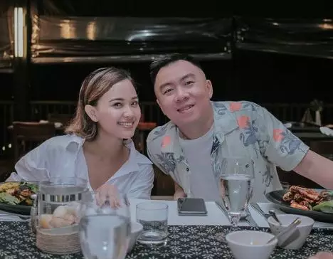 potret mesra Winda Saschya sitkom 'OB' dan suami © Instagram/@windaviska