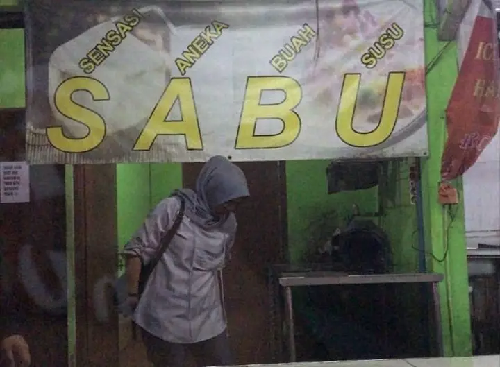 nama warung pakai singkatan bikin salah paham © 2021 1cak.com