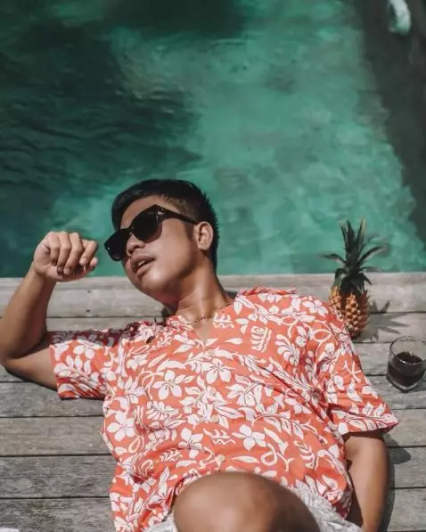 ricky cuaca tampil makin macho Instagram