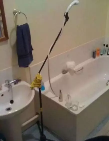 ide kreatif pakai perabotan rusak © 2021 1cak.com ide kreatif pakai perabotan rusak © 2021 1cak.com