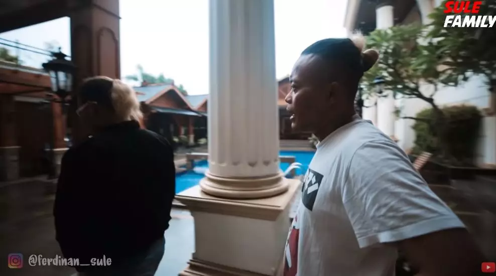 Sule ketemu kembaran © YouTube