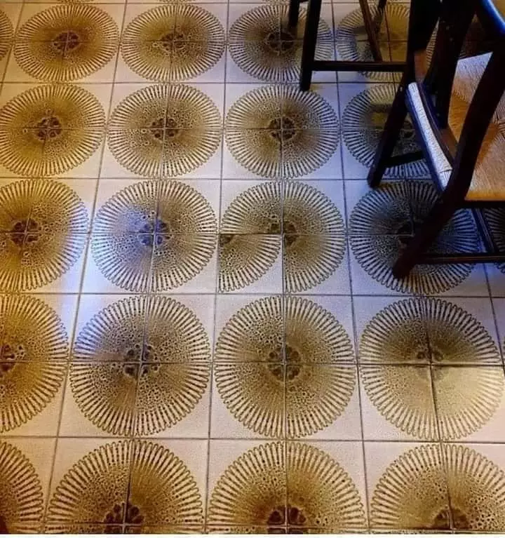 potret lucu bangunan nggak simetris © 2021 instagram.com