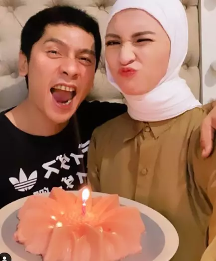 Momen kejutan ulang tahun Adi Nugroho © berbagai sumber Momen kejutan ulang tahun Adi Nugroho © berbagai sumber